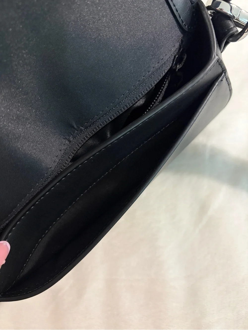 2 in 1 Lululemon Leather bag